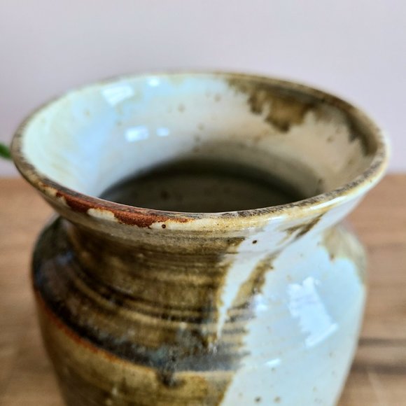 Handmade ceramic vase earthy colors. - Picture 8 of 8